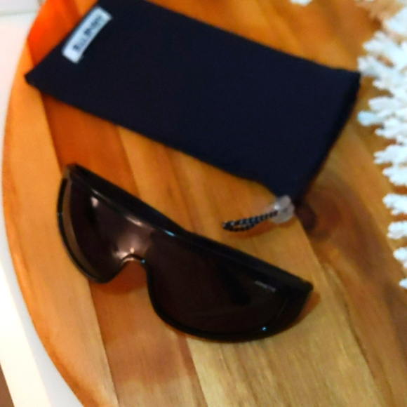 Arnette sunglasses NWT! 🔥🔥🔥🔥 No scratches! Comes w/ case. - Picture 3 of 11
